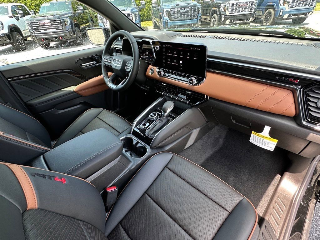 New 2026 GMC Canyon AT4 AWD/4WD image 12