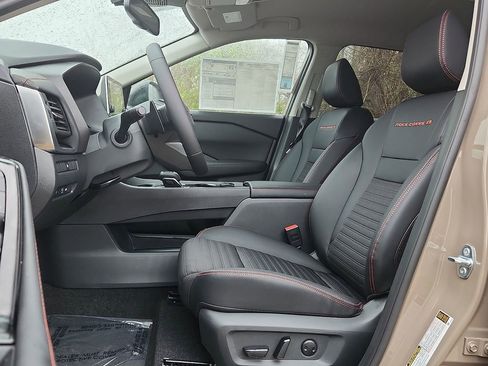 New 2026 Nissan Rogue SV AWD/4WD image 6