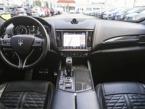 Used 2023 Maserati Levante F Tributo image 12