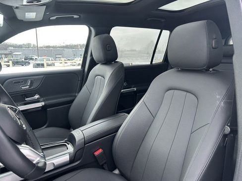 Certified 2025 Mercedes-Benz GLB 250 GLB 250 image 18