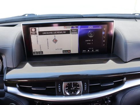 Used 2019 Lexus LX 570 4WD w/ Luxury Package image 49