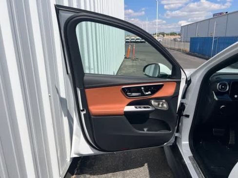 Certified 2025 Mercedes-Benz GLC 350e 4MATIC image 13