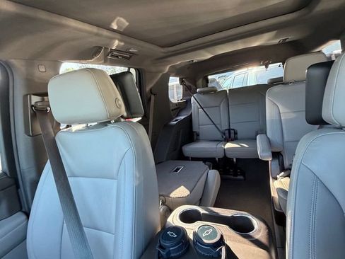 Used 2022 Chevrolet Tahoe LT w/ LT Signature Package AWD/4WD image 29