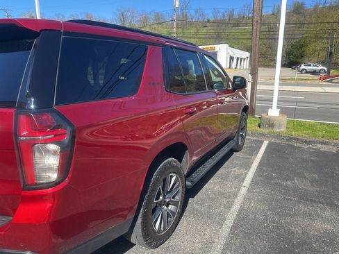 Used 2021 Chevrolet Tahoe Z71 w/ Z71 Signature Package image 12