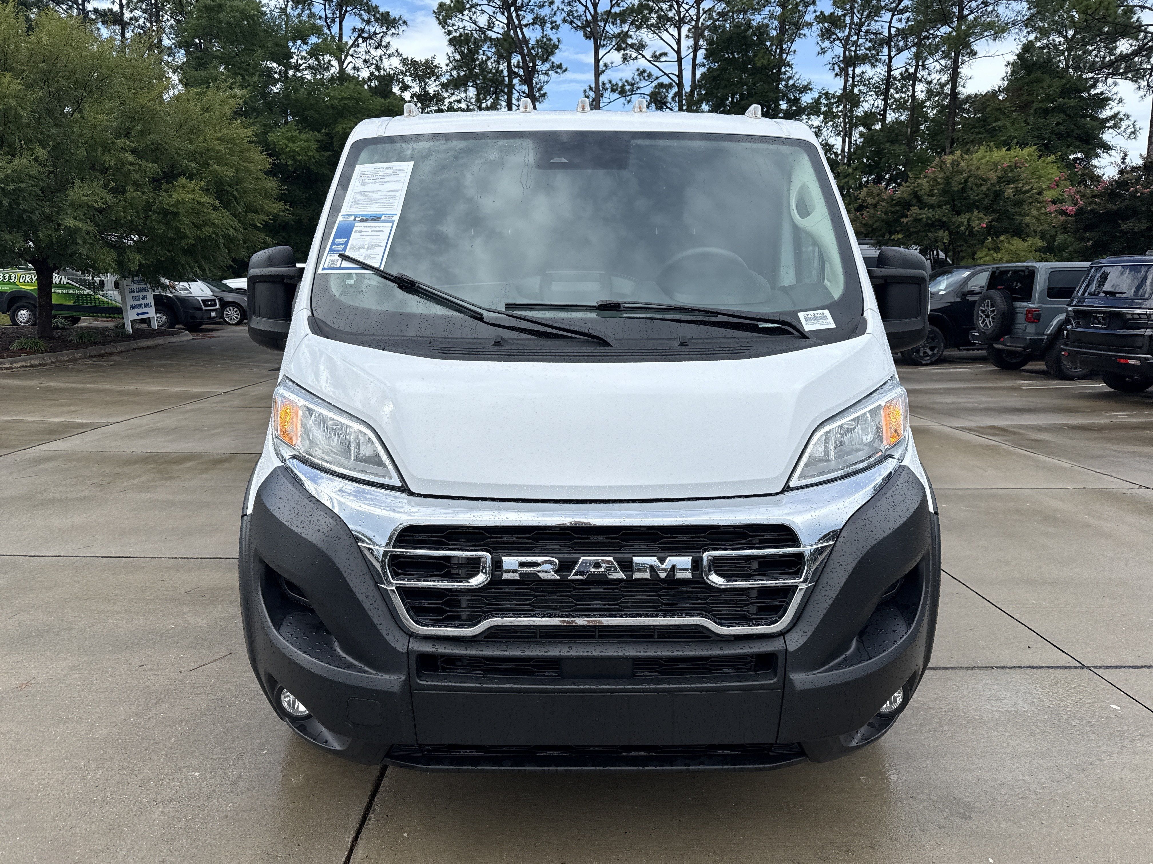 Used 2025 RAM ProMaster 2500 w/ U-Haul Equipment Group FWD image 7