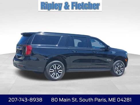 Used 2021 GMC Yukon XL AT4 w/ AT4 Premium Plus Package AWD/4WD image 4