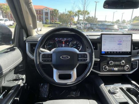 Certified 2024 Ford Expedition Max XLT image 14