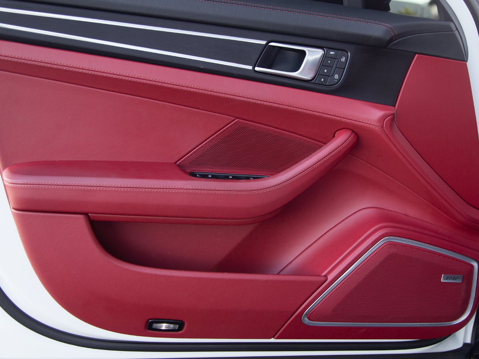 Certified 2023 Porsche Panamera Platinum Edition RWD image 8