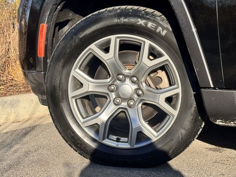 Used 2022 Jeep Wagoneer Series II image 11