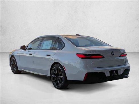 New 2026 BMW 740i RWD image 9