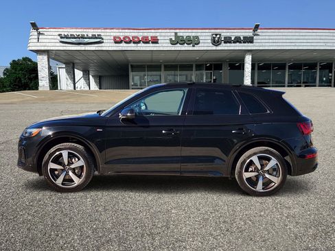 Used 2022 Audi Q5 2.0T Premium Plus image 3