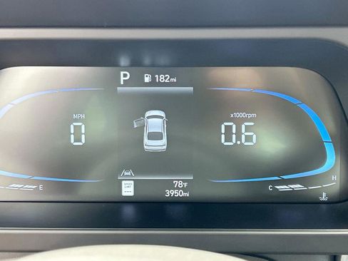 New 2026 Hyundai Elantra Sport FWD image 38