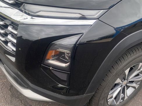 Used 2026 Chevrolet Equinox LT w/ Convenience Package II AWD/4WD image 19