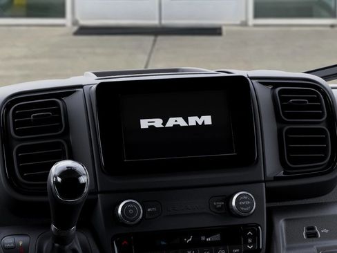 New 2026 RAM ProMaster 2500 w/ Convenience Group FWD image 18