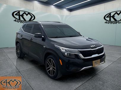 Used 2023 Kia Seltos EX