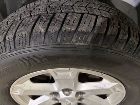 Used 2016 GMC Acadia SL image 14