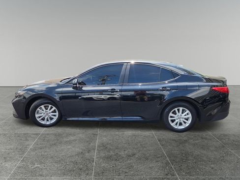 Certified 2025 Toyota Camry LE FWD image 4