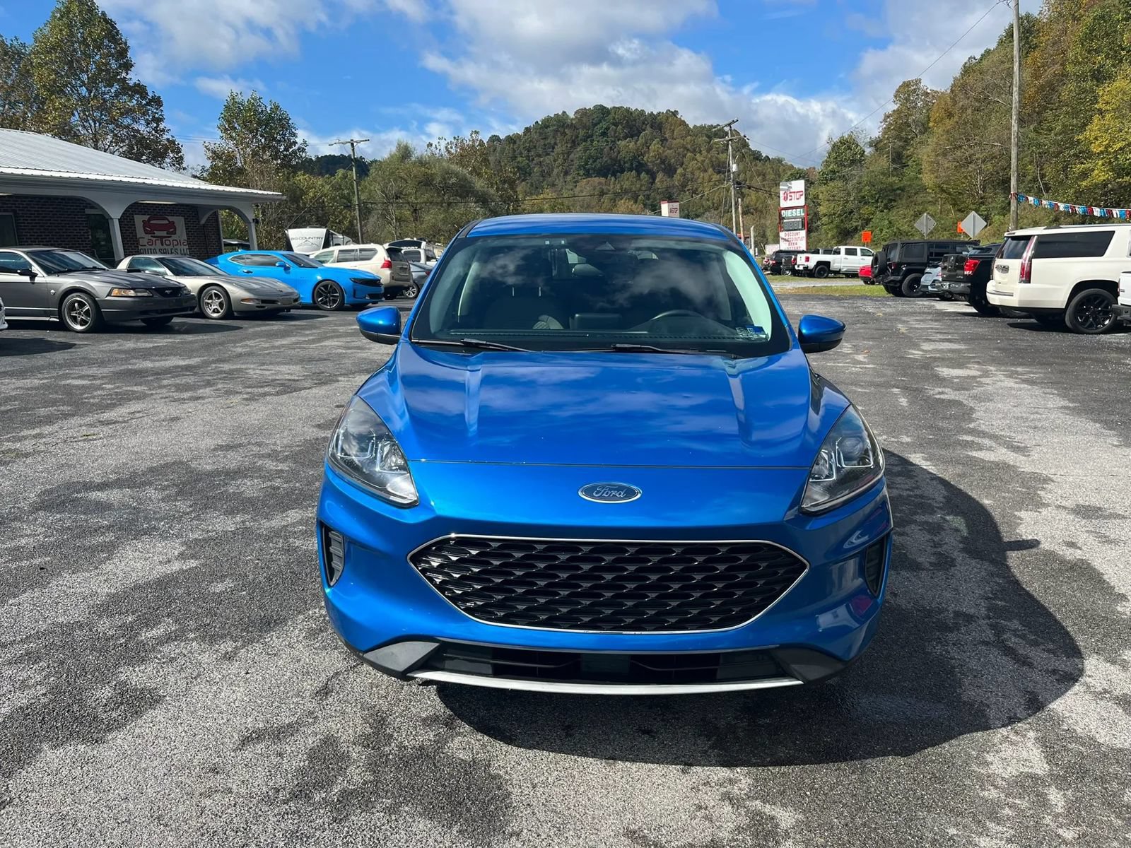 Used 2021 Ford Escape SE AWD/4WD image 2