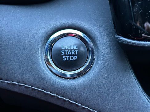 Certified 2022 Toyota Highlander XSE image 28