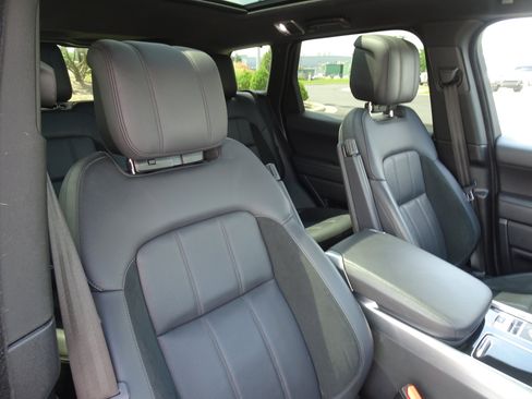 Used 2022 Land Rover Range Rover Sport HST AWD/4WD image 26