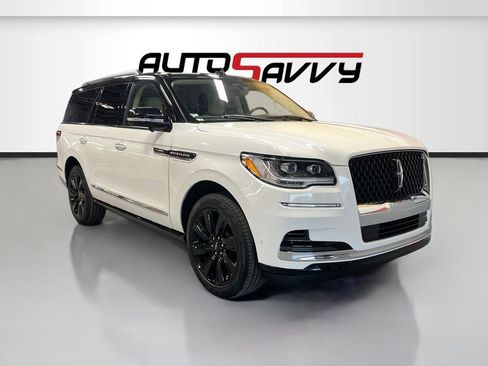 Used 2024 Lincoln Navigator Black Label AWD/4WD image 1