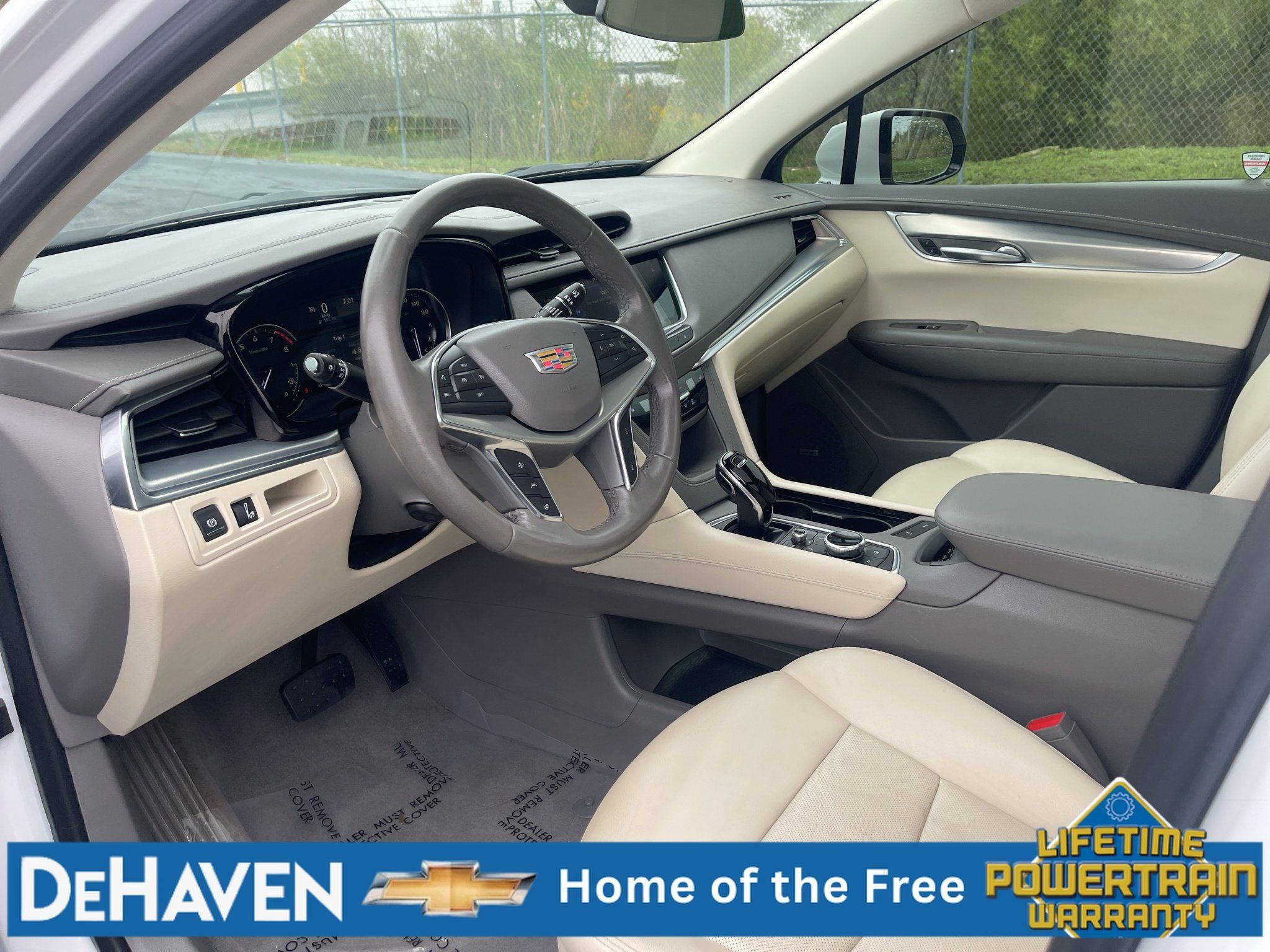 Used 2021 Cadillac XT5 Premium Luxury FWD image 11