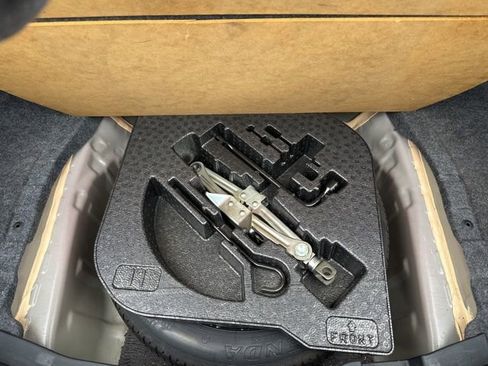 Used 2016 Honda Accord Sport image 42