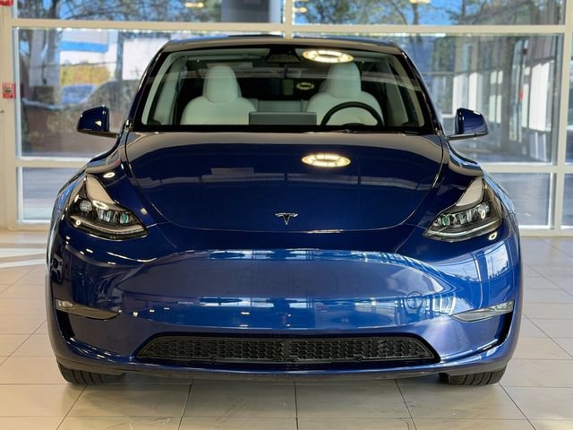 Used 2023 Tesla Model Y Long Range AWD/4WD image 2