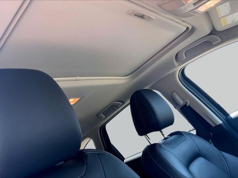 Used 2025 MAZDA CX-5 AWD 2.5 S w/ Premium Plus Pkg image 14