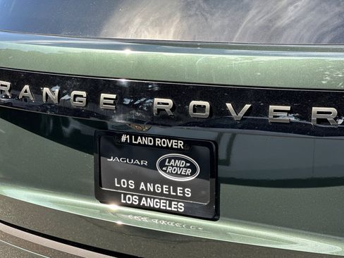 New 2026 Land Rover Range Rover Long Wheelbase SE image 14