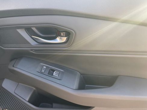 Used 2024 Honda Accord EX image 32