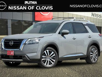 Used 2022 Nissan Pathfinder Platinum w/ Cargo Package