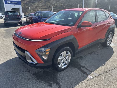 Used 2025 Hyundai Kona SE image 25