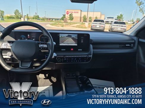 Used 2025 Hyundai Ioniq 5 SEL RWD image 12