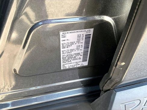 Used 2023 Nissan Pathfinder SL w/ Lighting Package (N92) image 30