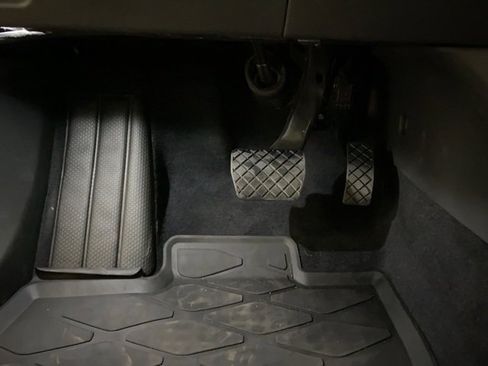 Used 2023 Volkswagen ID.4 Pro S image 30