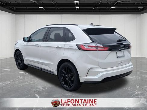 Used 2022 Ford Edge ST-Line AWD/4WD image 3