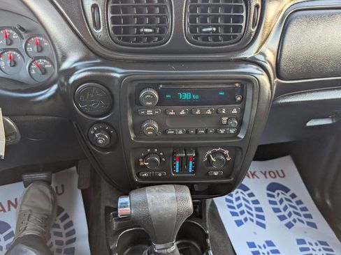 Used 2008 Chevrolet TrailBlazer LT w/ Sun And Sound Package image 17