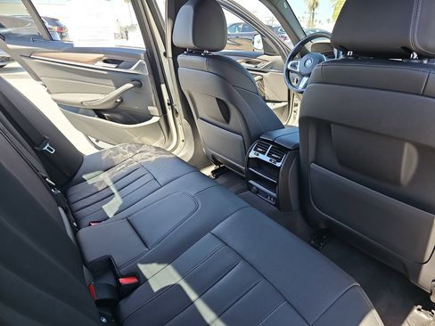 Used 2023 BMW 540i w/ M Sport Package image 11