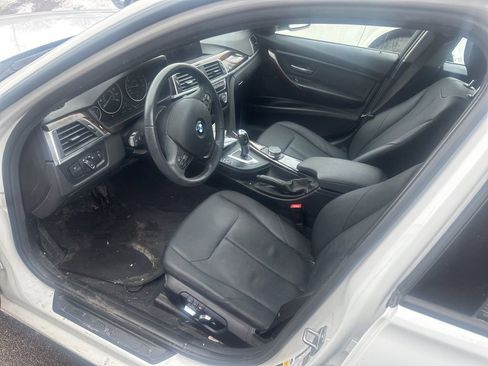 Used 2017 BMW 320i xDrive Sedan image 19