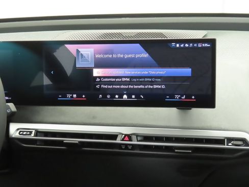 Used 2026 BMW iX xDrive45 w/ M Sport Package AWD/4WD image 15