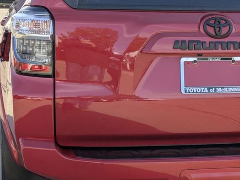 Certified 2023 Toyota 4Runner SR5 image 9