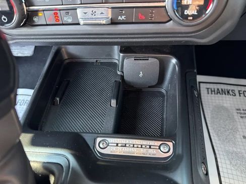 Used 2025 Ford Bronco Outer Banks AWD/4WD image 25