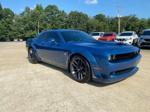 Used 2020 Dodge Challenger R/T Scat Pack RWD image 2
