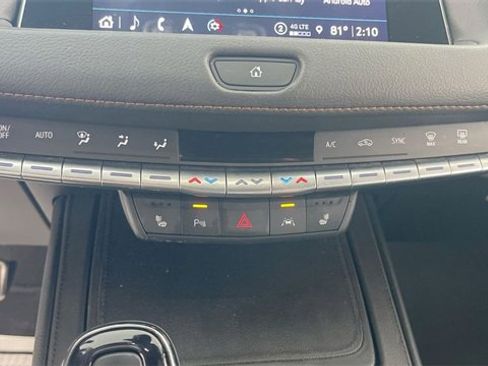 Used 2023 Cadillac XT4 Sport w/ Sun And Sound Package image 40