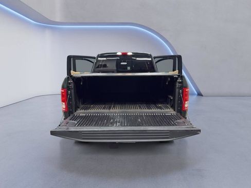 Used 2016 Ford F150 XLT w/ Equipment Group 302A Luxury image 12