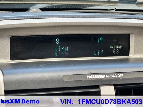 Used 2011 Ford Escape XLT w/ 201A Rapid Spec Order Code FWD image 27