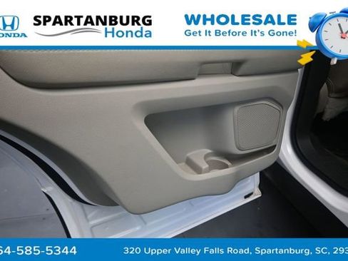Used 2015 Ford Explorer Limited w/ Equipment Group 302A AWD/4WD image 18