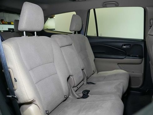 Used 2016 Honda Pilot EX image 23