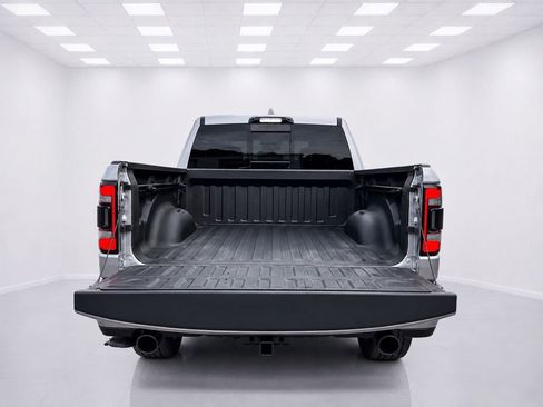 Used 2023 RAM 1500 Laramie AWD/4WD image 12